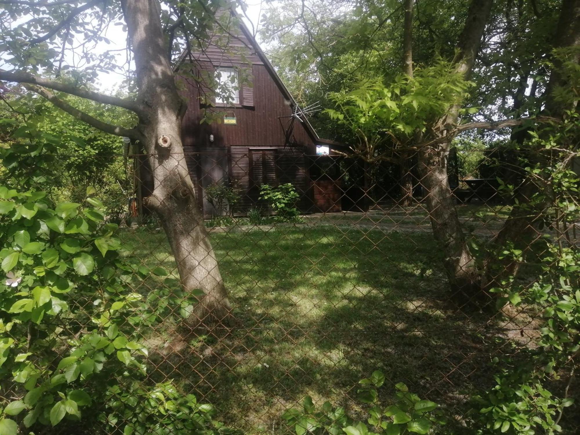 Ikerdio Fahaziko Villa Szarvas Exterior photo